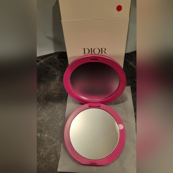 Dior Fuchsia Quilted Round Mirror - Picture 3 of 5